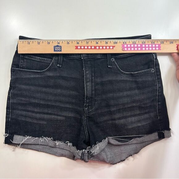 Abercrombie and Fitch Simone High Rise Shorts Dark Wash Size 28 - Picture 5 of 9